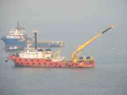 Offshore Unity (Суда обеспечения, завозчики якорей, Мумбаи / Бомбей); AJR WB1 (Суда обеспечения, завозчики якорей, Кандла)