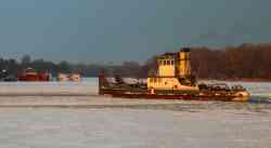 Moskva-190 (Москва type, design Р-51Э, Perm); Moskva-123 (Москва type, design Р-51Э, Perm); Voyazh (Москва type, design Р-51Э, Moscow); Neopoznannoe sudno- tip Plvuchiy dok (Floating docks, (none)); Portovyi-13 (Портовый type, Р-47 design, Nizhny Novgorod)