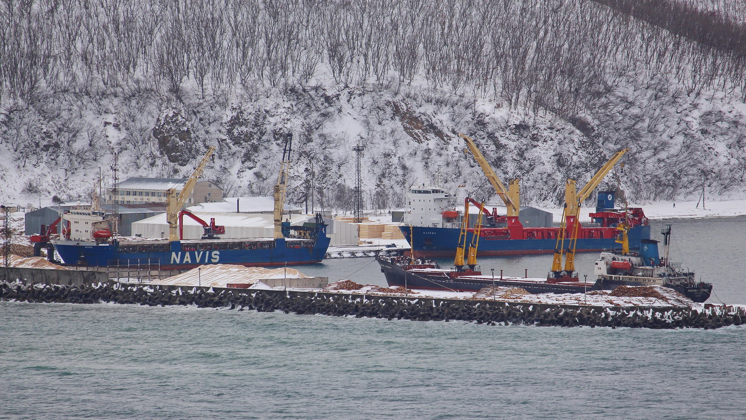 Moma, Патриа, Михаил Луконин