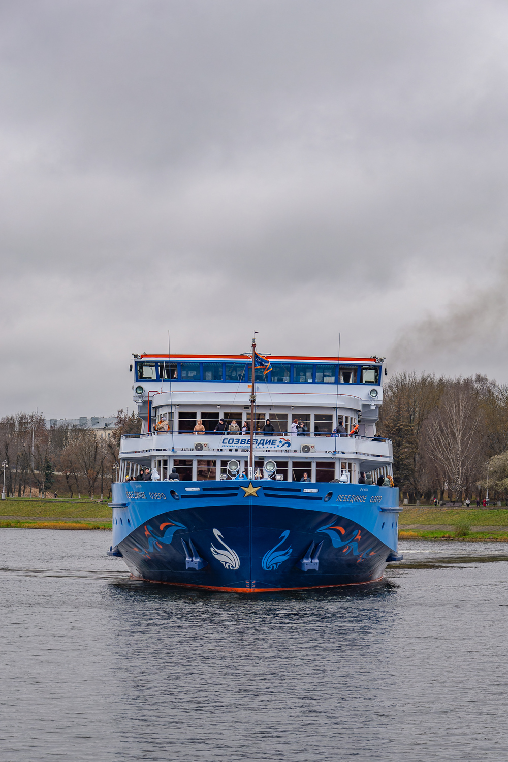 Лебединое Озеро