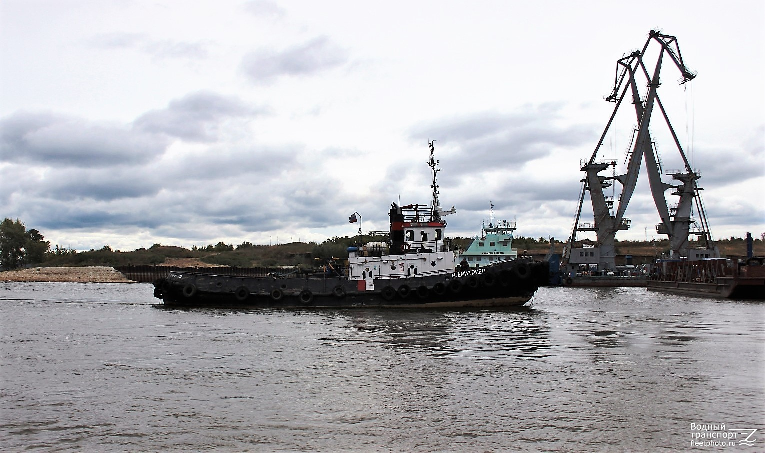 Николай Дмитриев. Неопознанные суда