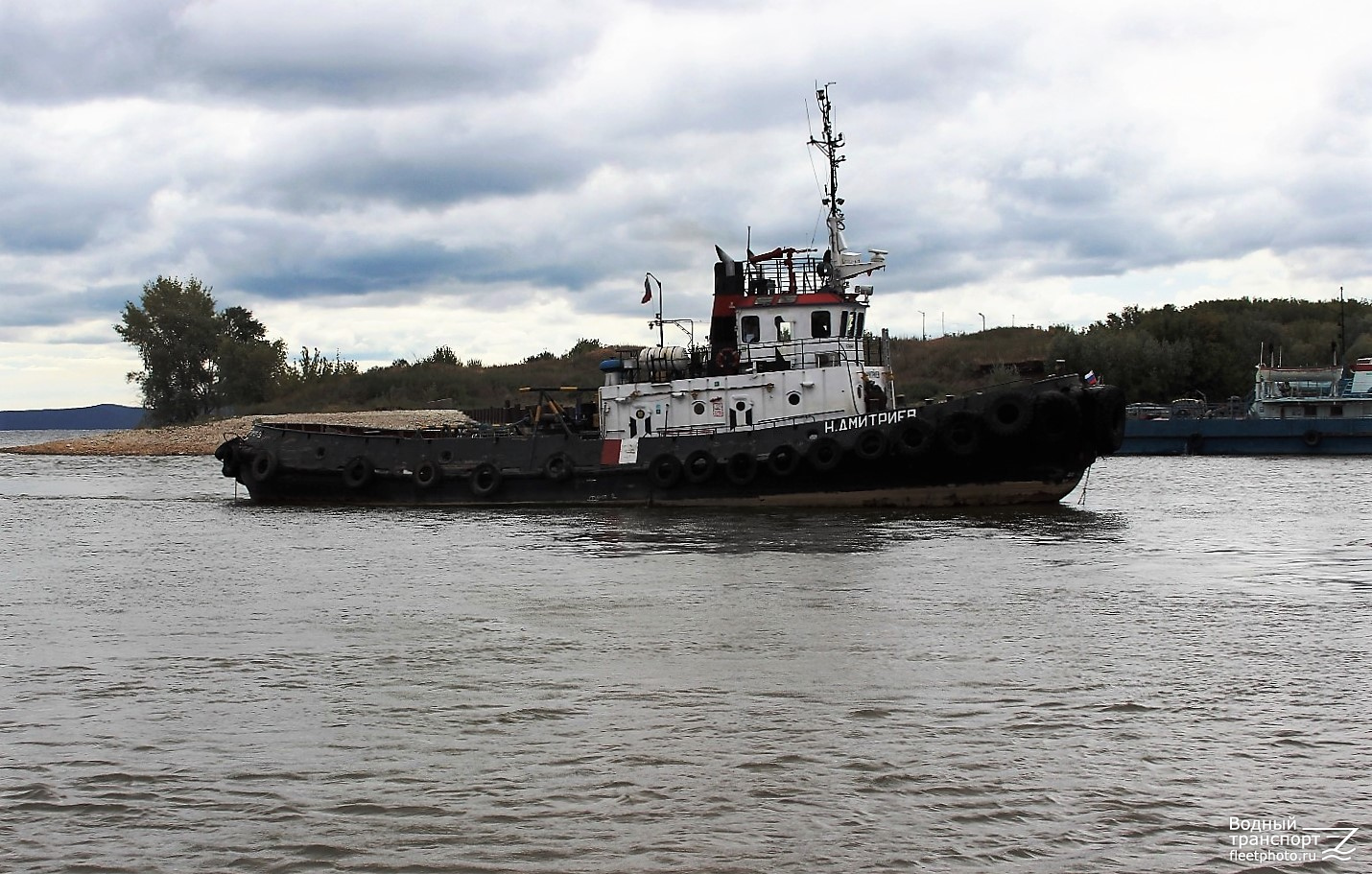 Николай Дмитриев, Капитан Сергеев