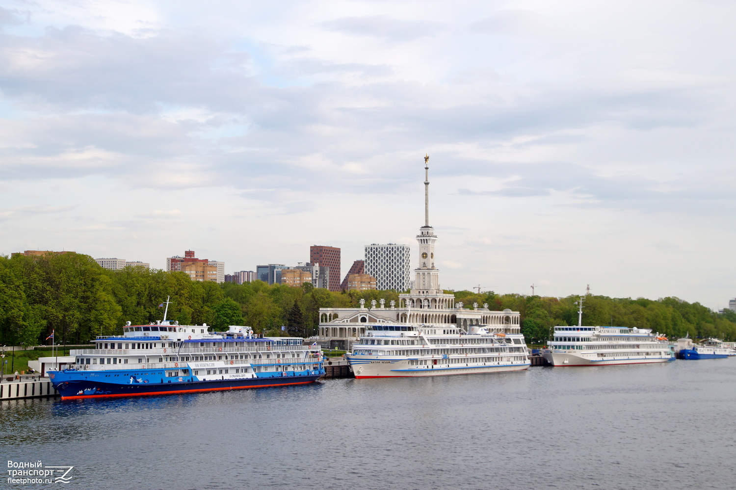 Н.А. Некрасов, Антон Чехов, Волга Стар, Портъ-Артуръ 2.0