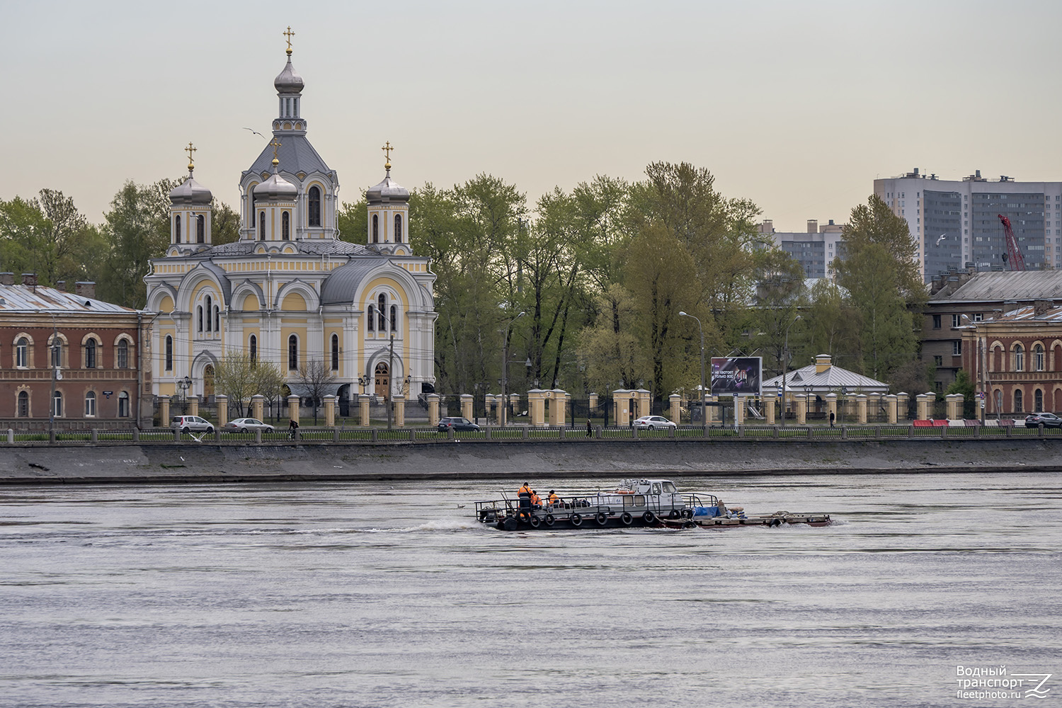 Урал, Неопознанный понтон