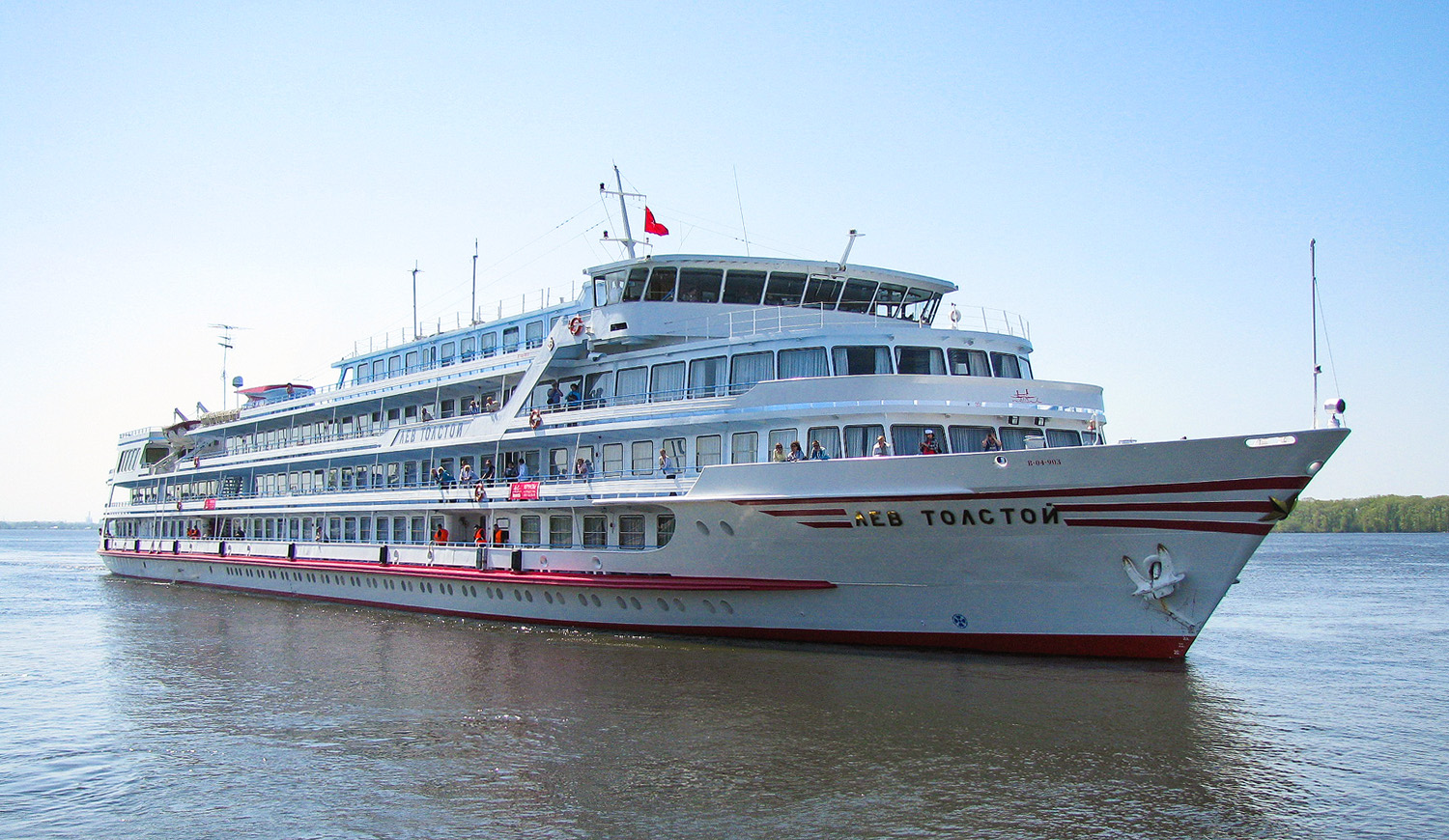 Лев Толстой