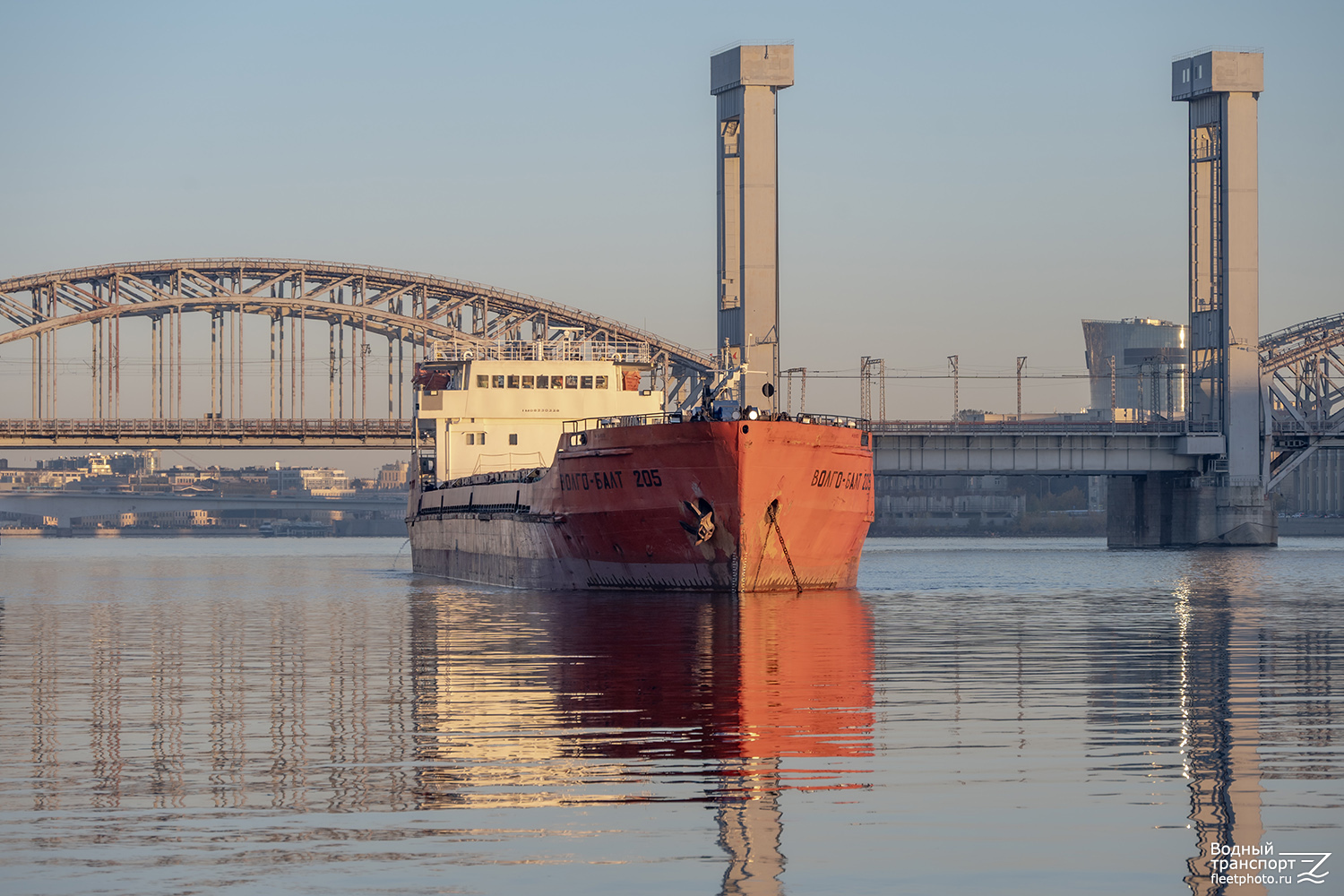 Волго-Балт 205