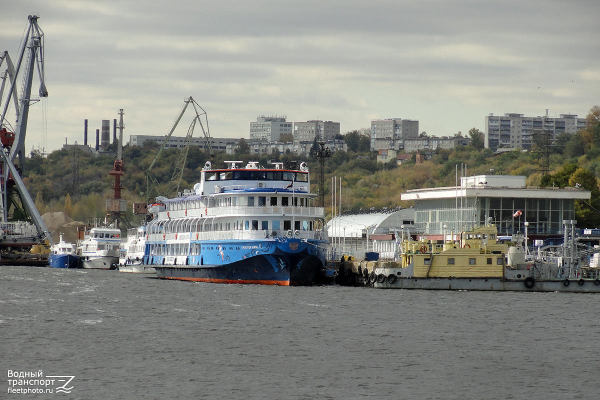 Александр Бенуа