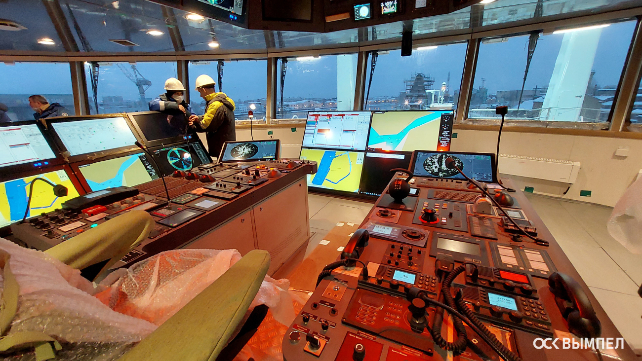 Капитан Вдовиченко. Wheelhouses, Control panels