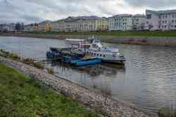 Неопознанный понтон (Понтоны и дебаркадеры, (нет)); Баргузин (Тип Москвич (М, С, Т, ПТ), проект 544, Вологда)