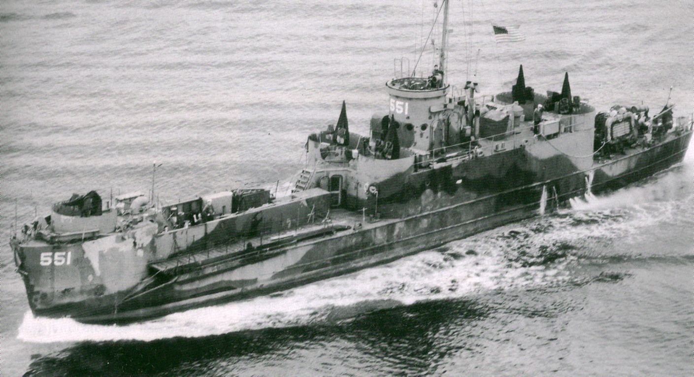 LCI(L)-551. Книги, фотоальбомы и периодические издания
