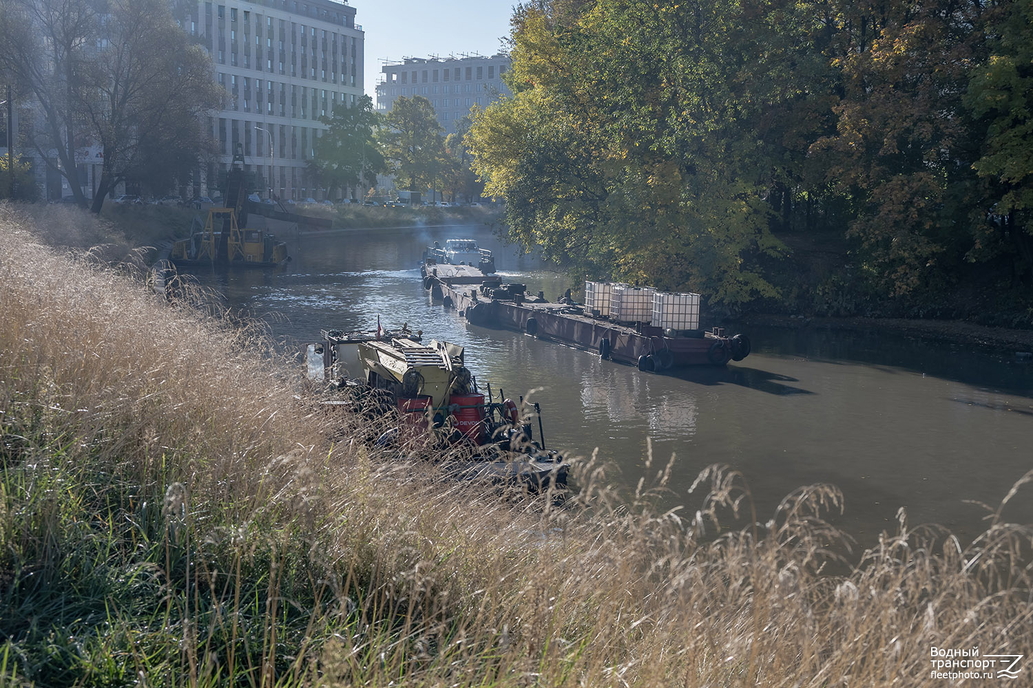 ЗМ-5, ГТ-400 Эж, Петергоф, Неопознанный понтон