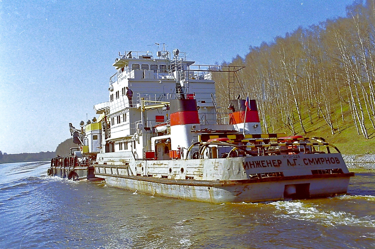 Инженер Л.Г. Смирнов