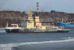 Санкт-Петербург (Проект 21900, тип Москва, Владивосток)