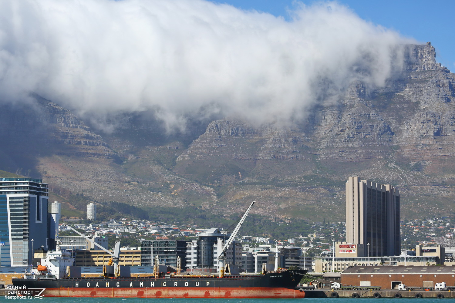 Hoang Anh. Другие страны