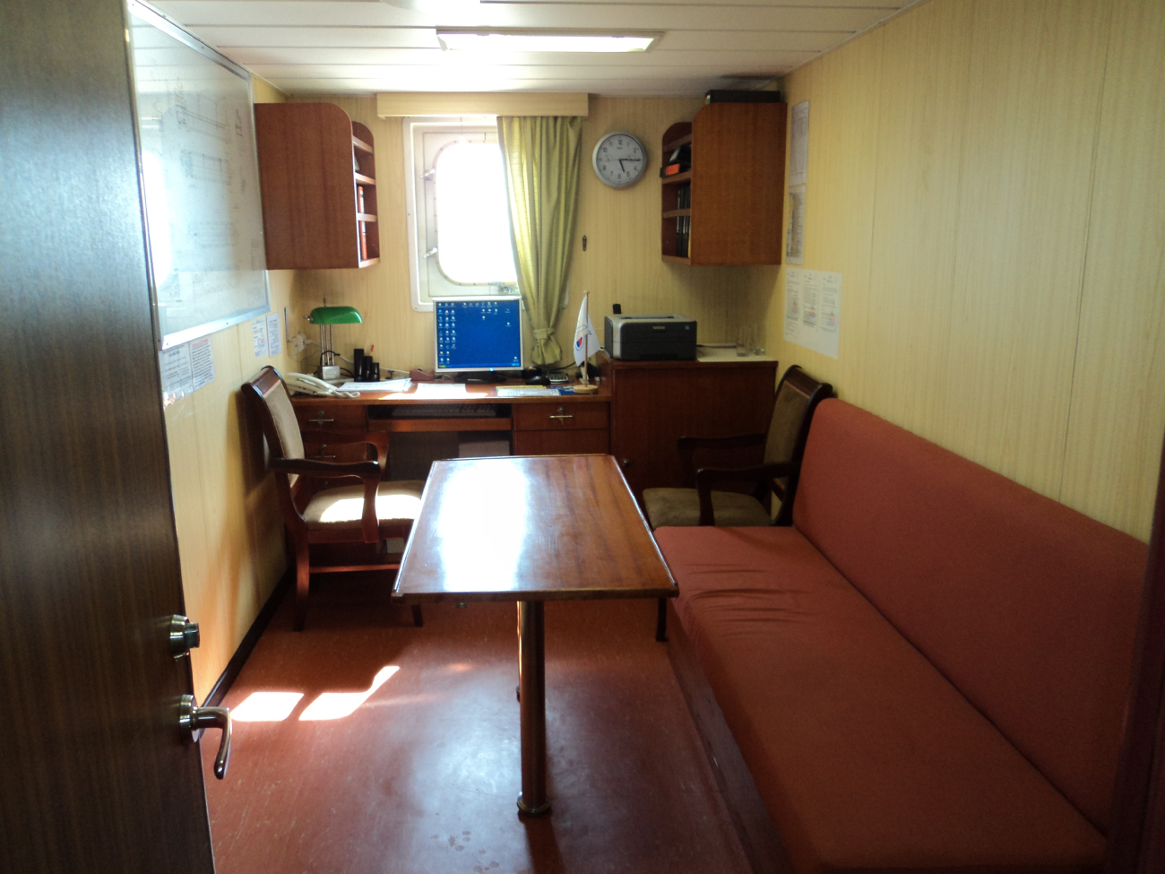 BBC Ocean. Внутренние помещения