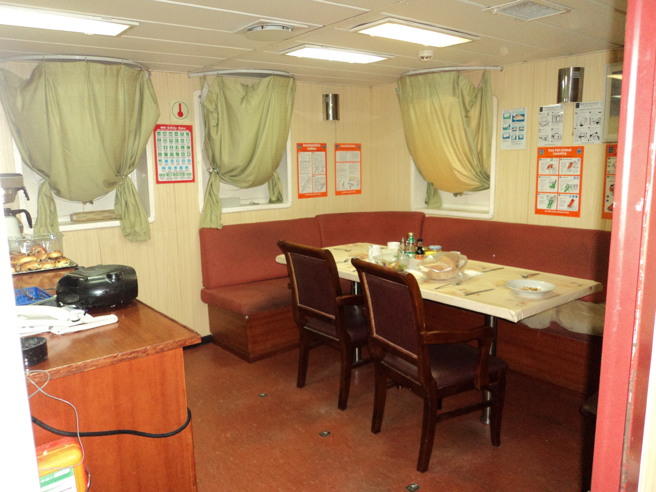 BBC Ocean. Внутренние помещения