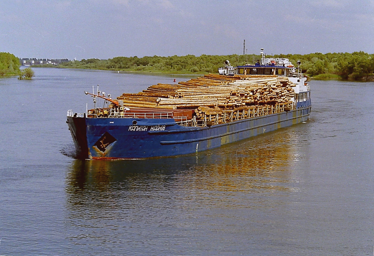 Капитан Жданов