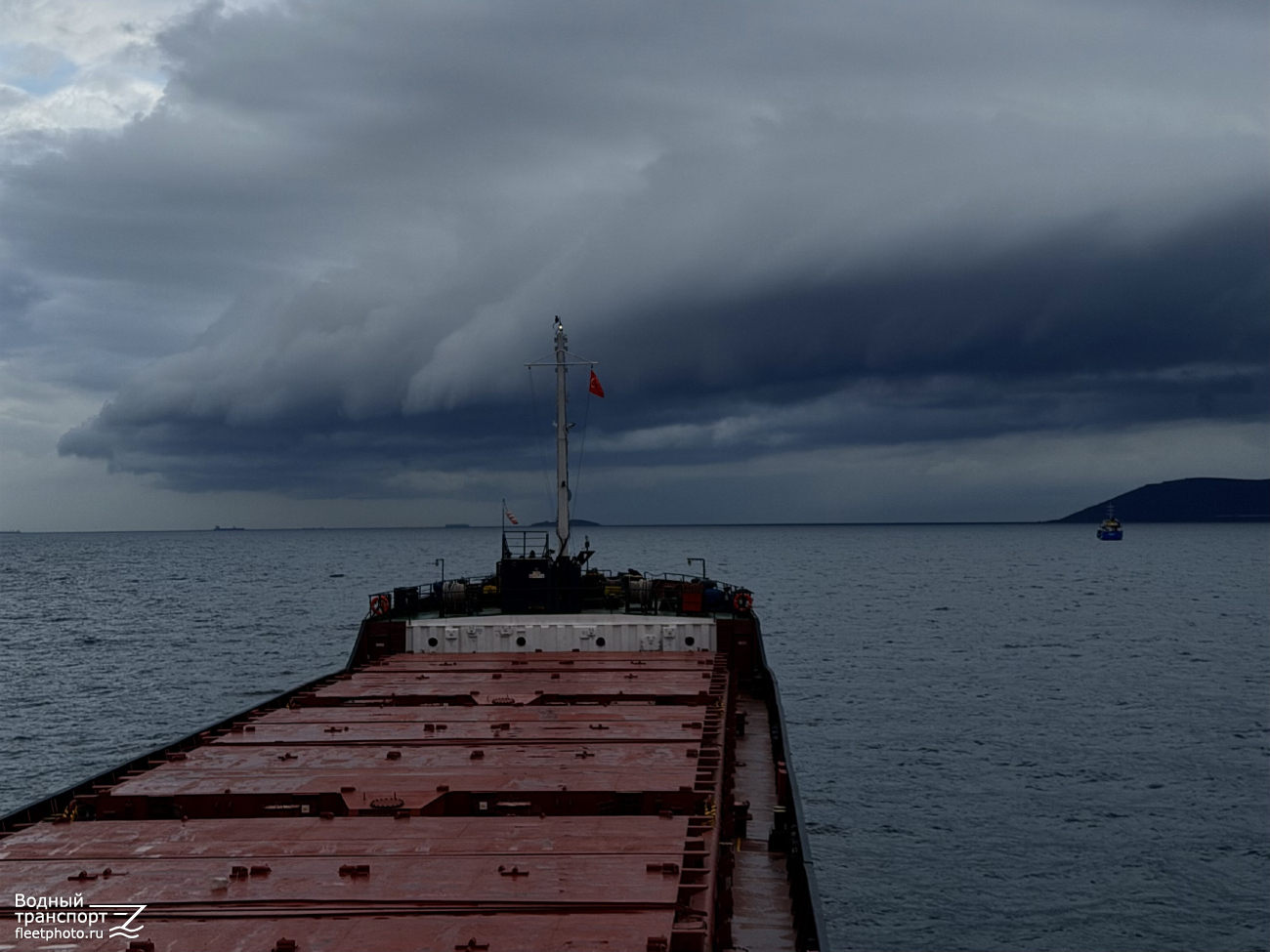 Сальск. View from wheelhouses and bridge wings