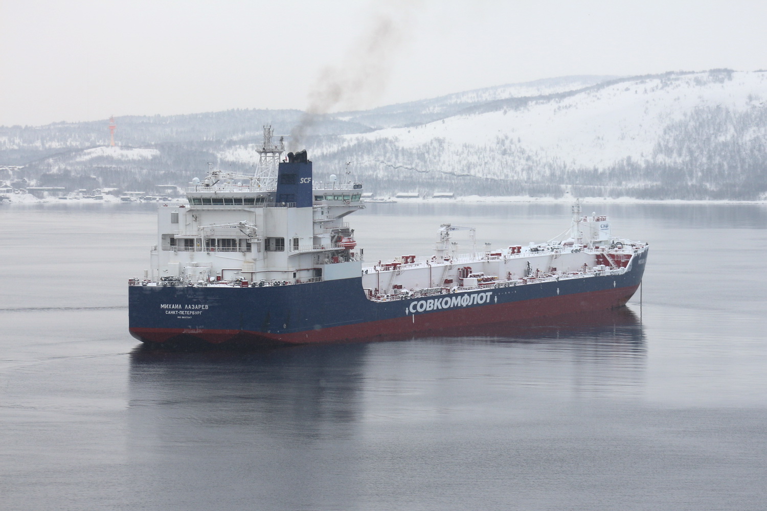 Михаил Лазарев