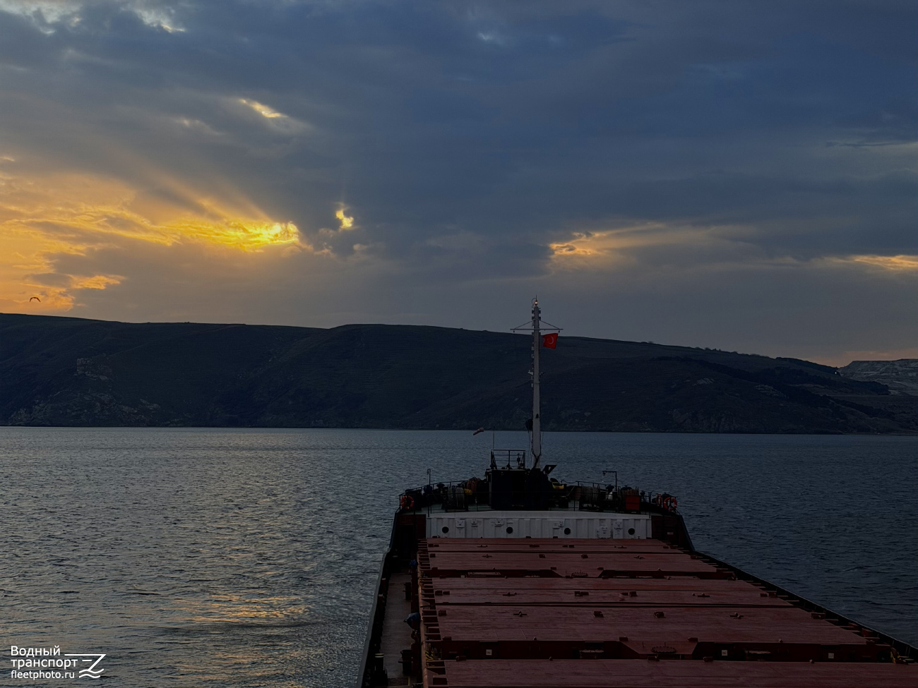 Сальск. View from wheelhouses and bridge wings