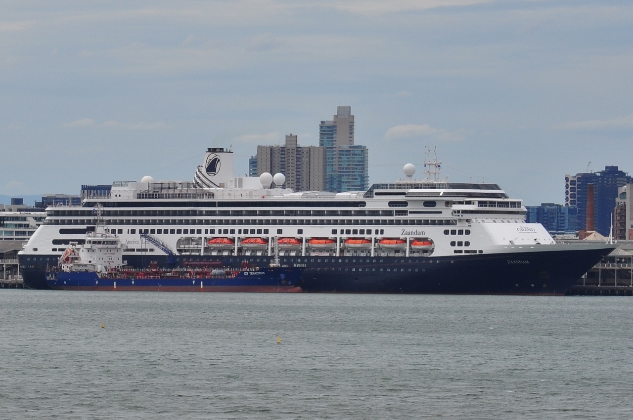 ICS Tenacious, Zaandam