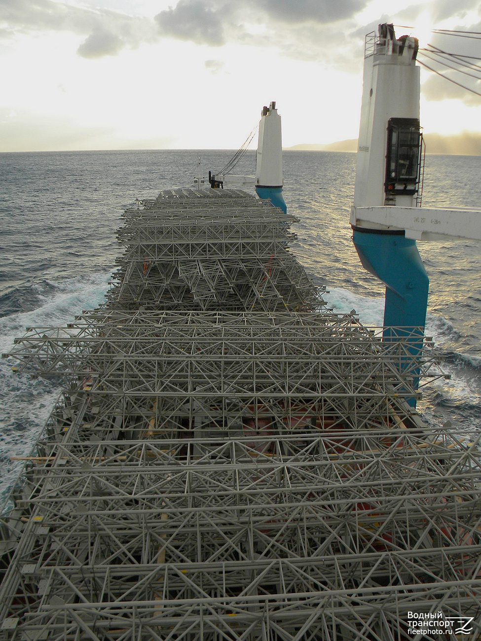CDRY Green. View from wheelhouses and bridge wings, Deck views