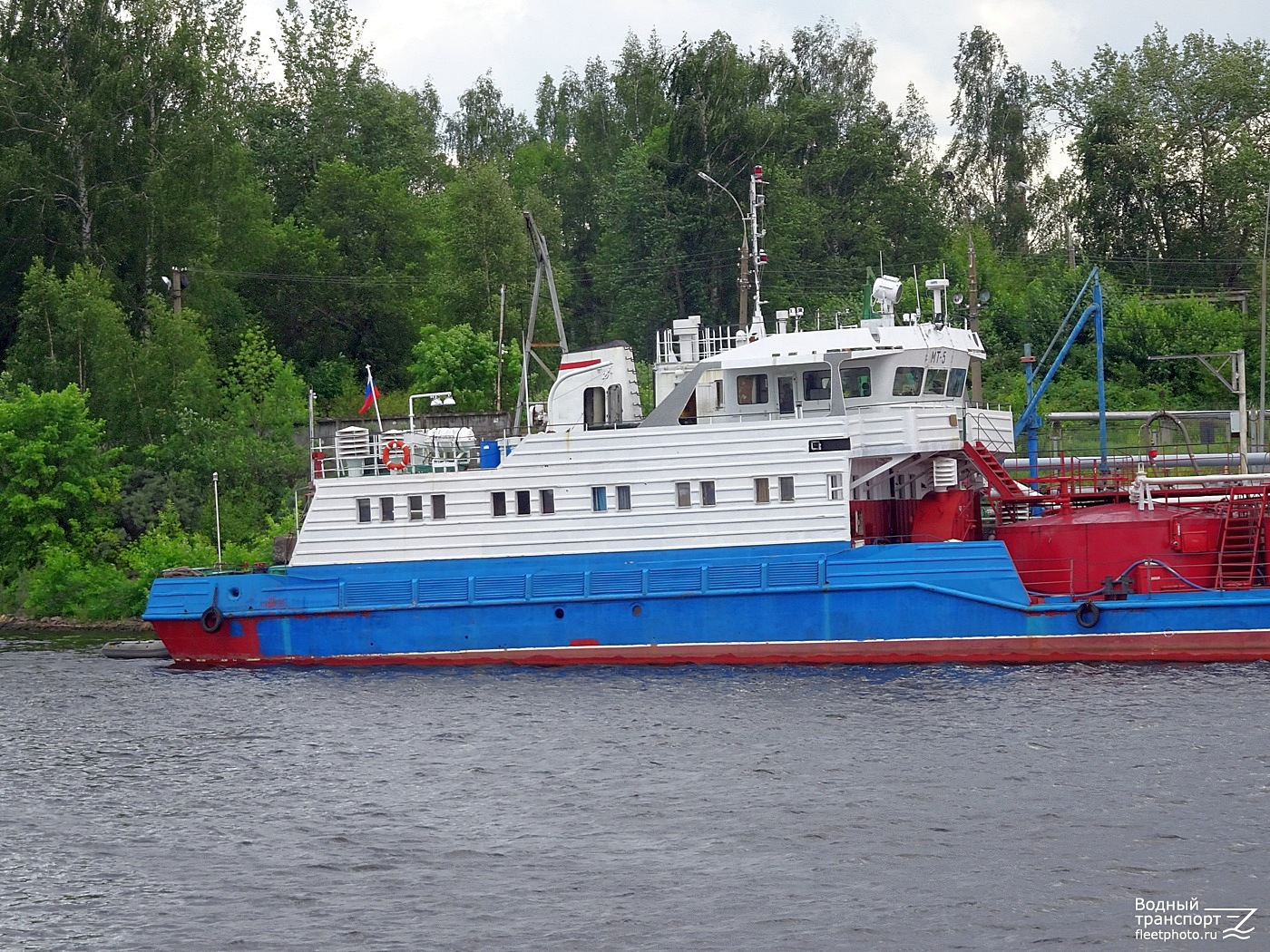 МТ-5. Vessel superstructures