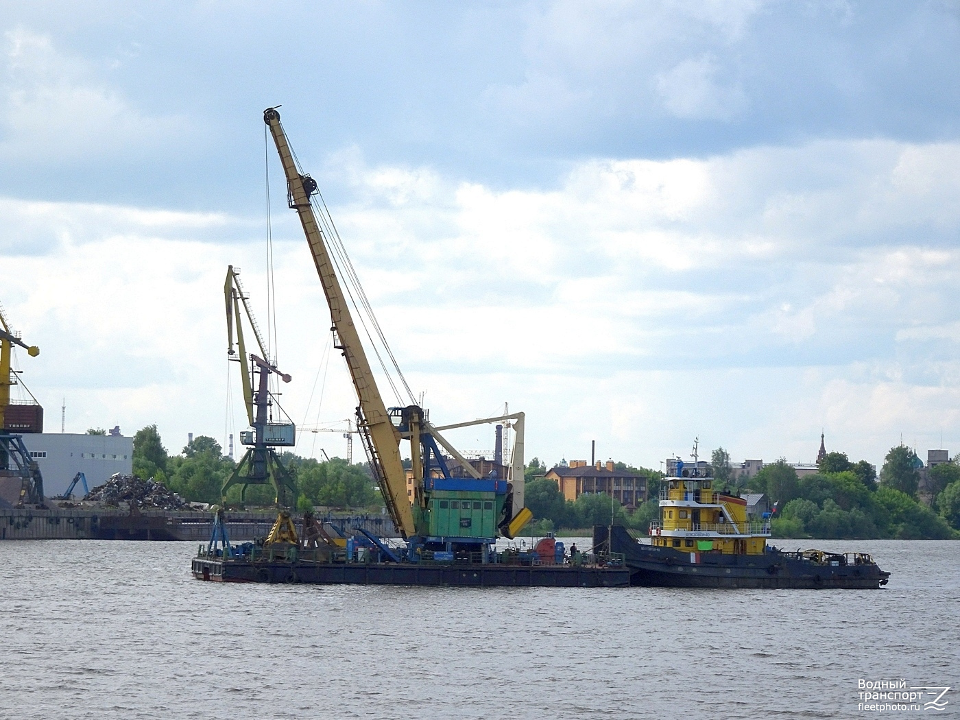 Плавкран №598, Шлюзовой-40