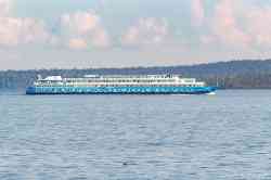 Россия (Проект 301, тип Владимир Ильич, Москва)