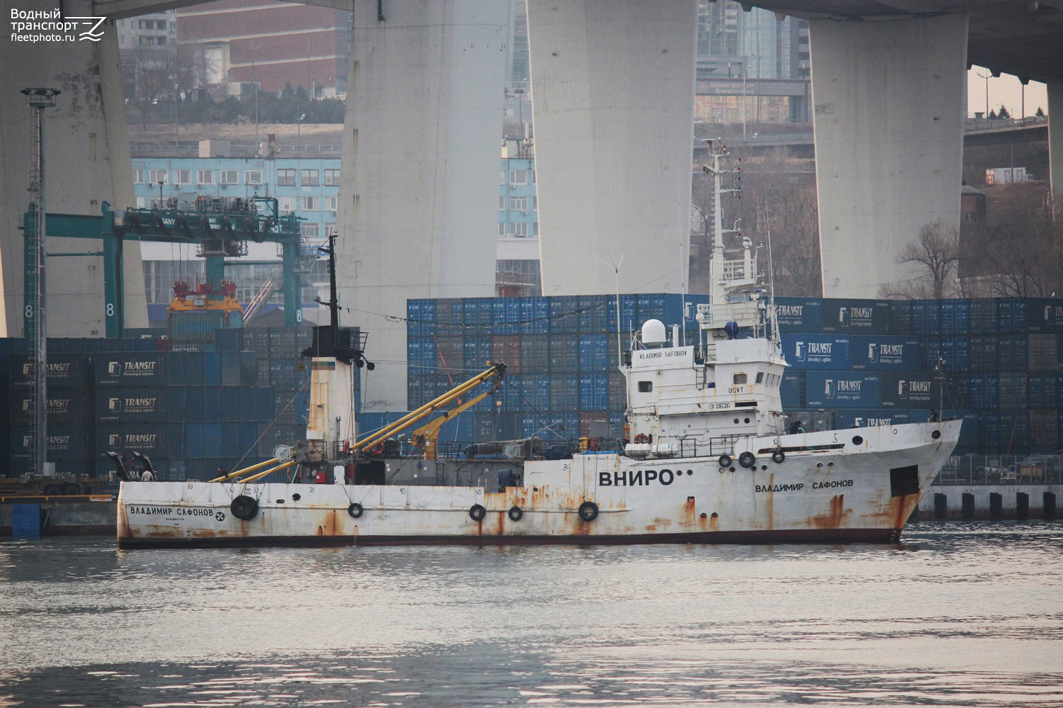 Владимир Сафонов