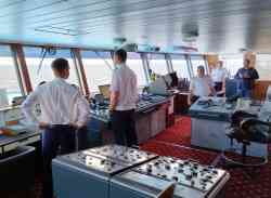 Маленький Принц (Проект 301, тип Владимир Ильич, Нижний Новгород); Разное — Фотографии, сделанные на борту судов — Внутренние помещения — Рулевые рубки, посты управления