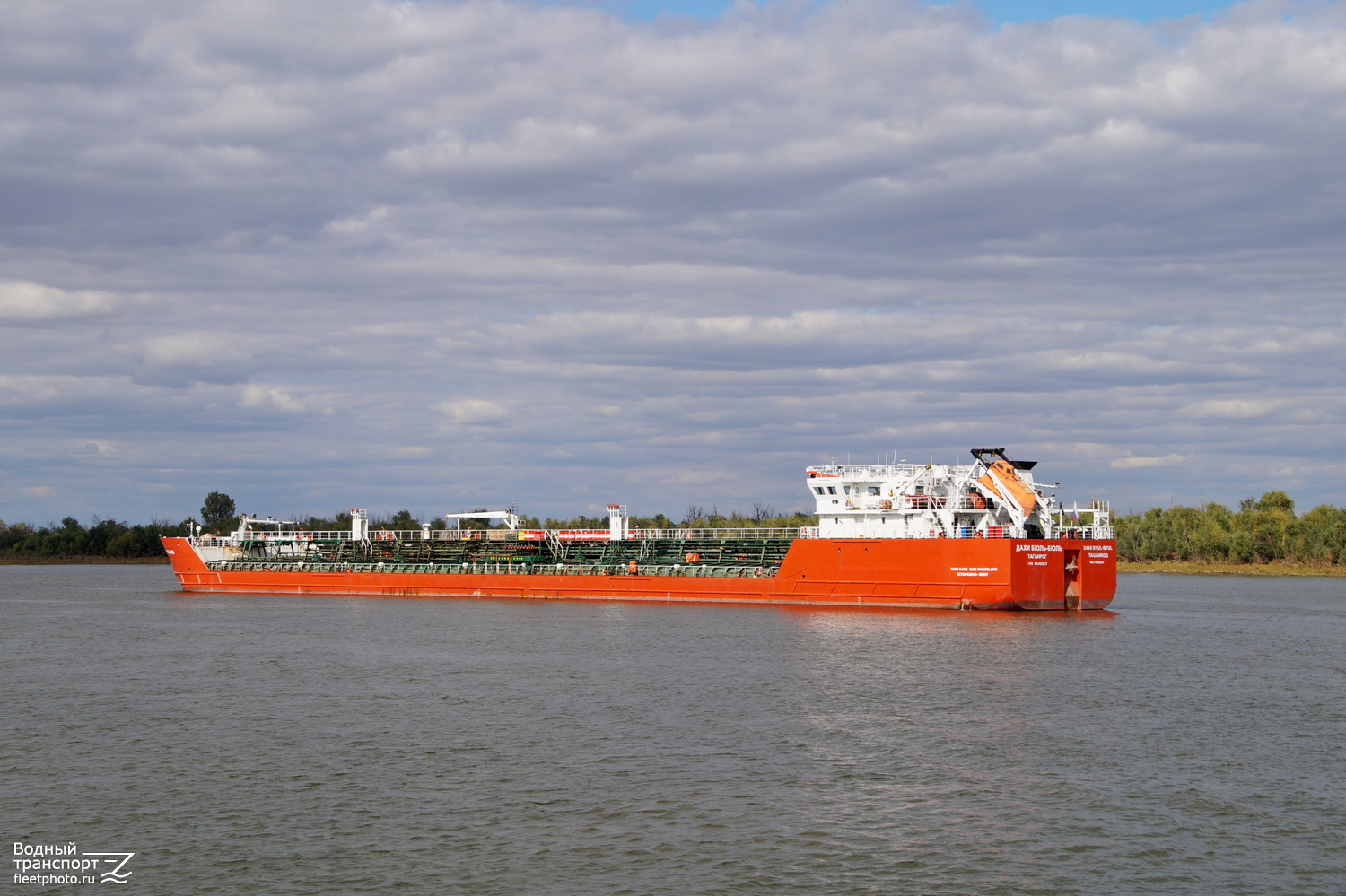 Дахи Бюль-Бюль