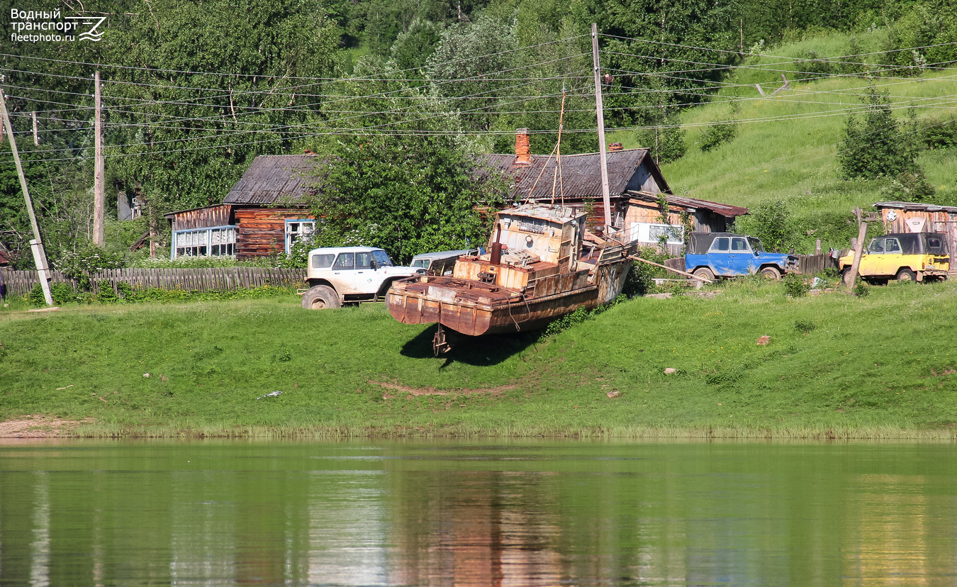 Неопознанное судно - тип Костромич. Russia - Kama Basin