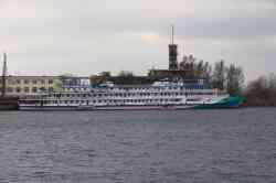 Александр Невский (Проект 588 (ГДР), тип В.Чкалов/Родина, Волжский)