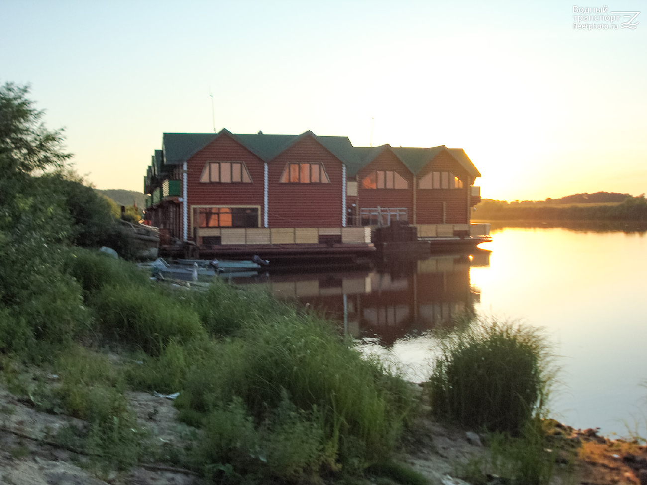 Неопознанные суда