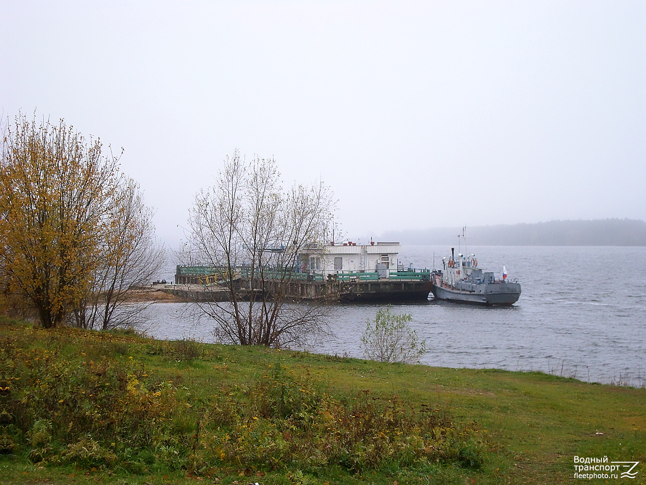 Неопознанный дебаркадер (Конаково), П-220, Калязин