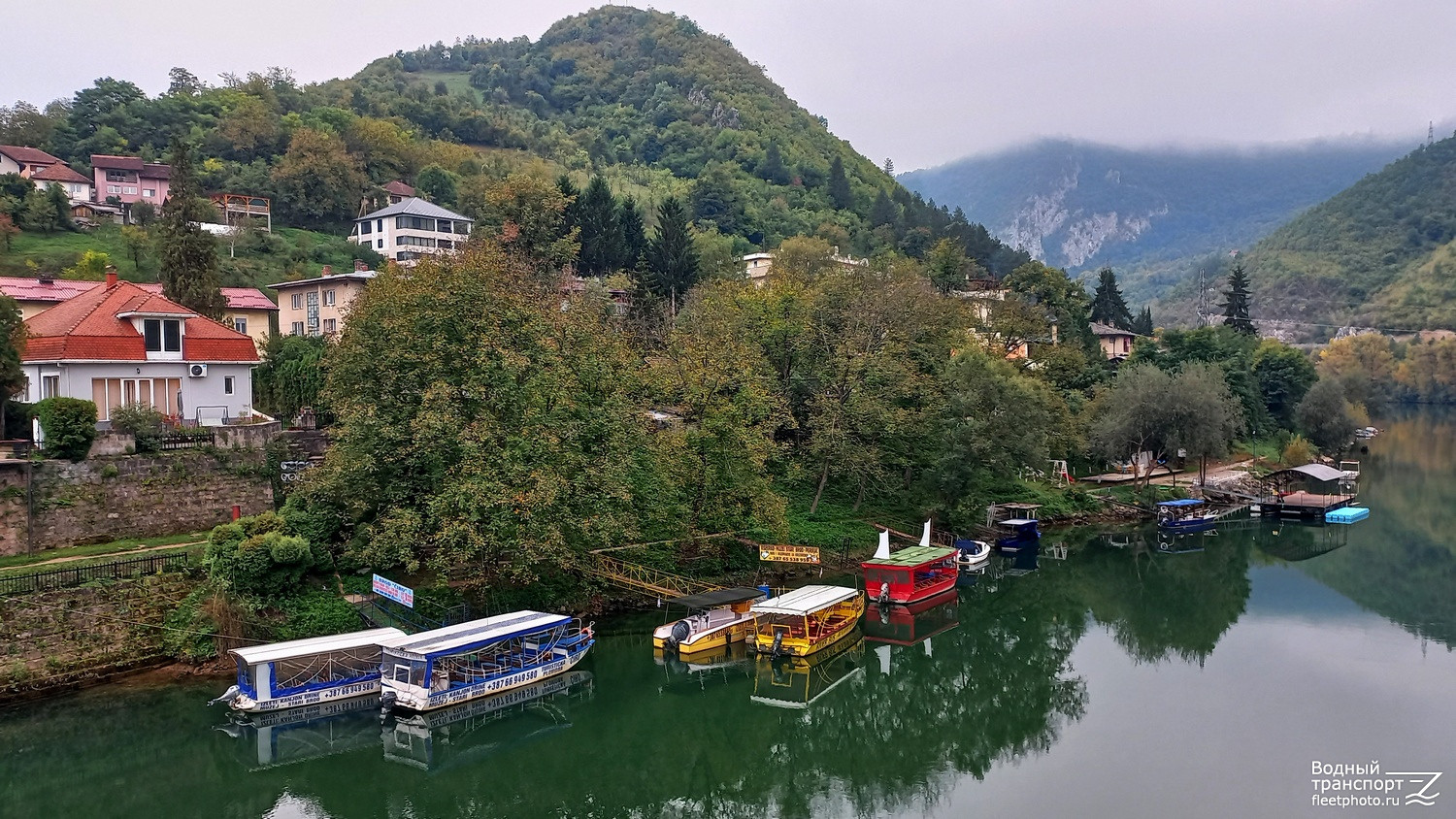 Ćiro, River Bus, Marina Travel