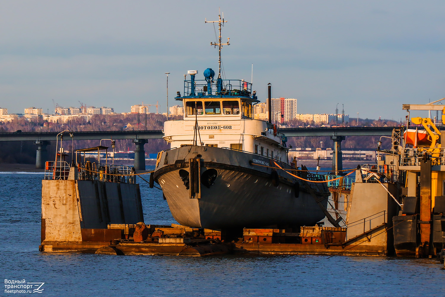 Плавдок-21, Плотовод-608