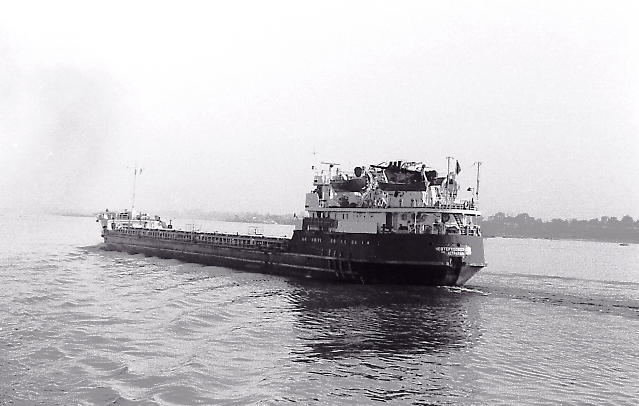 Нефтерудовоз-22М