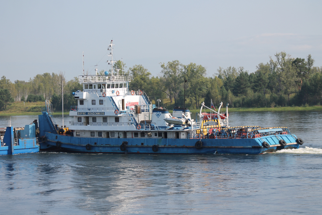 Борис Колесников