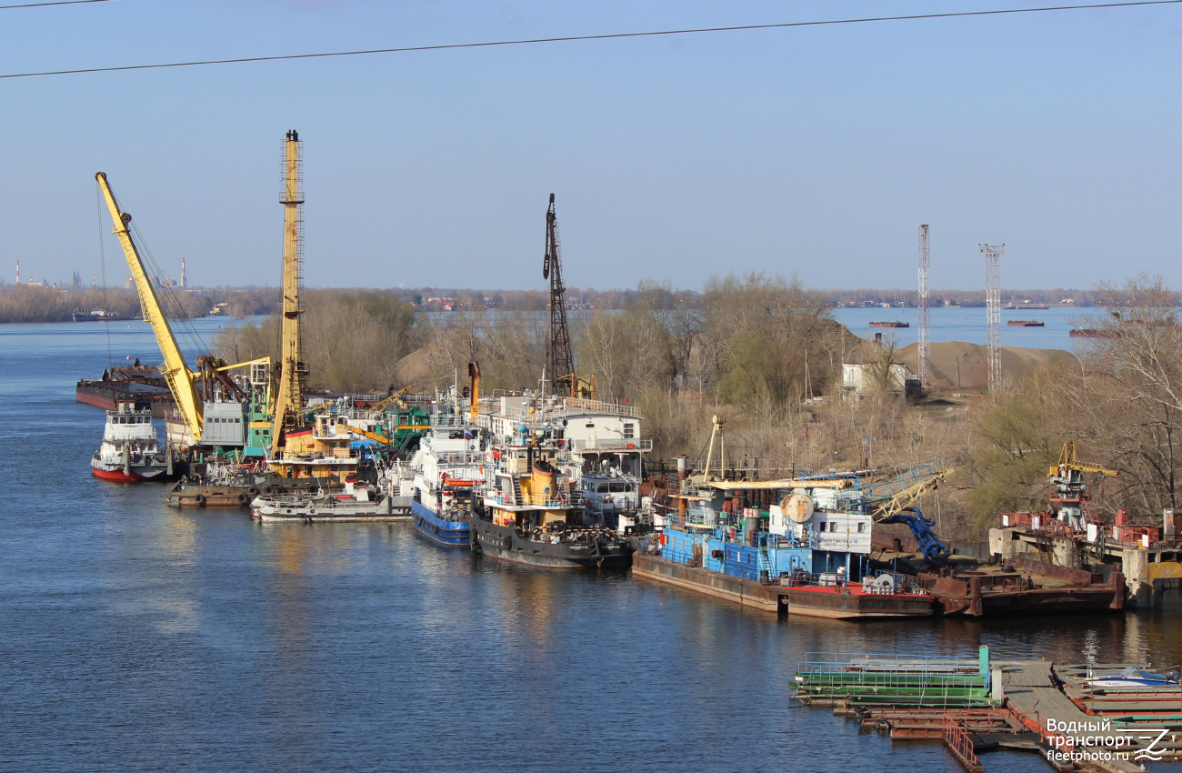 Портовый-13, Плавкран № 61, Плавучий кран №426, Шлюзовой-107, Шлюзовой-145, Гидроперегружатель №33