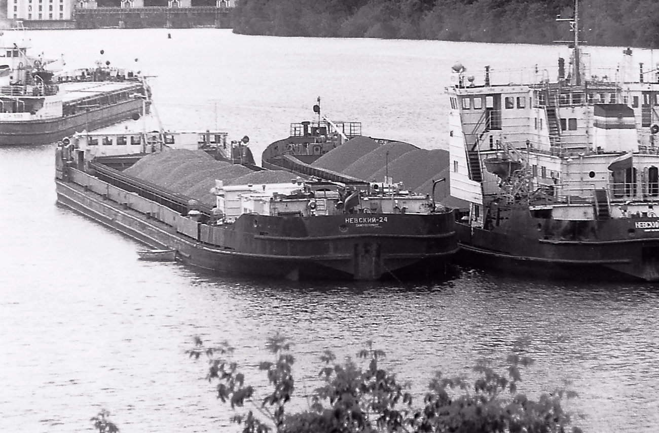 Невский-24, Невский-21