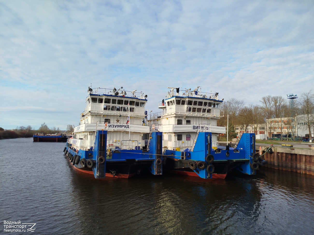 Изумруд, Витязь