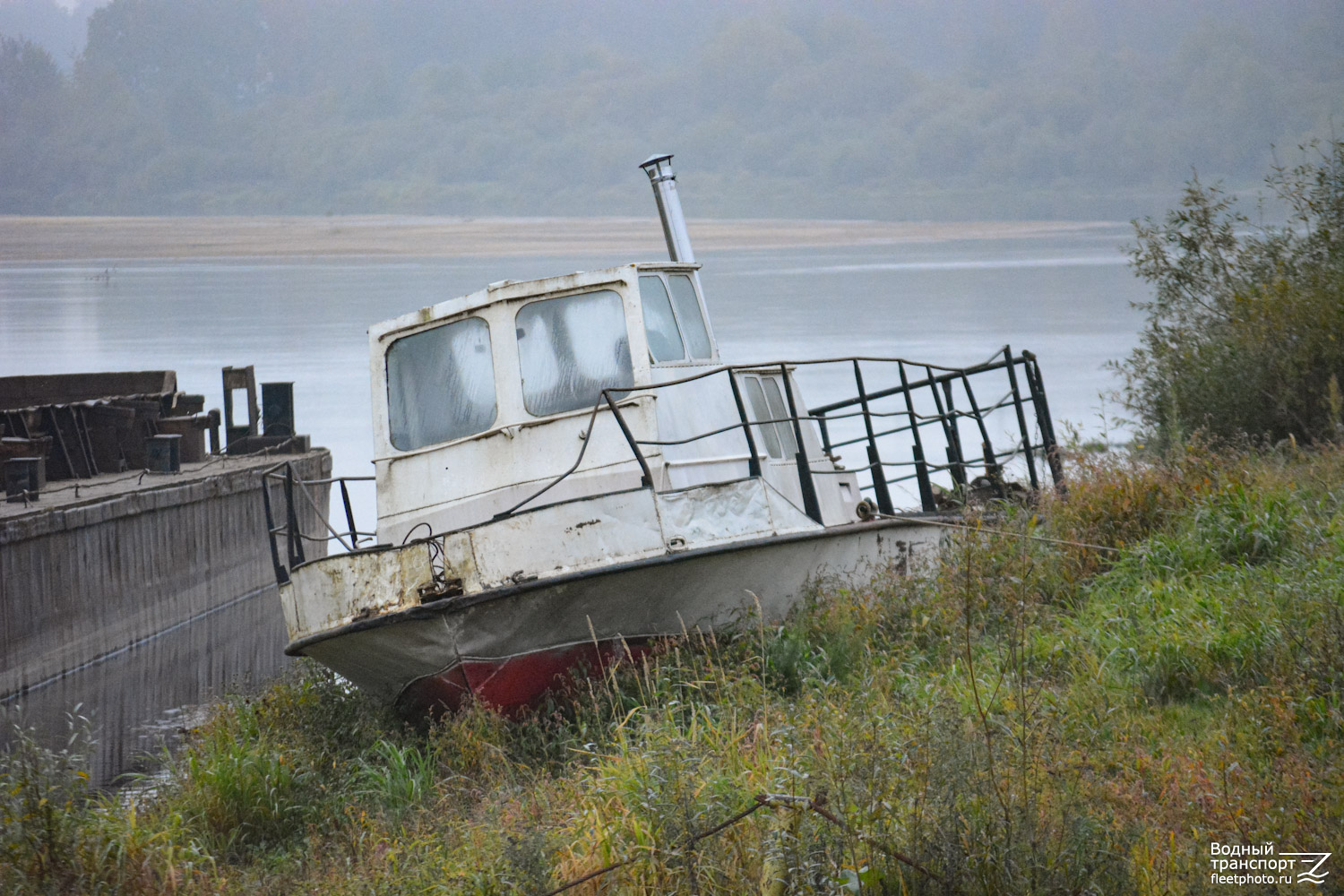 Неопознанное судно - проект КС-100Д, КС-100Д1, КС-100Д2. Russia - Volga Basin