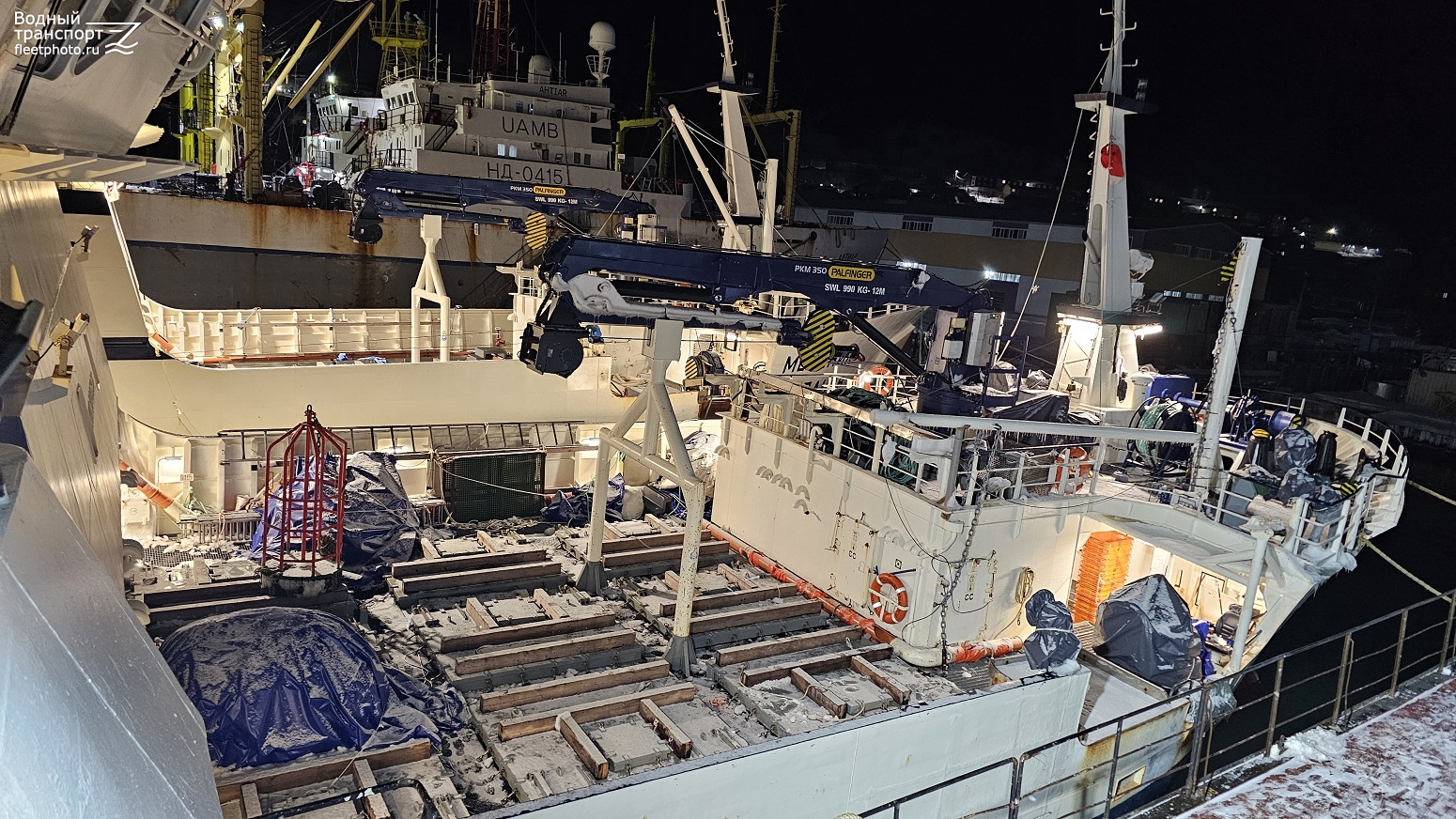 Механик Степанов. Deck views