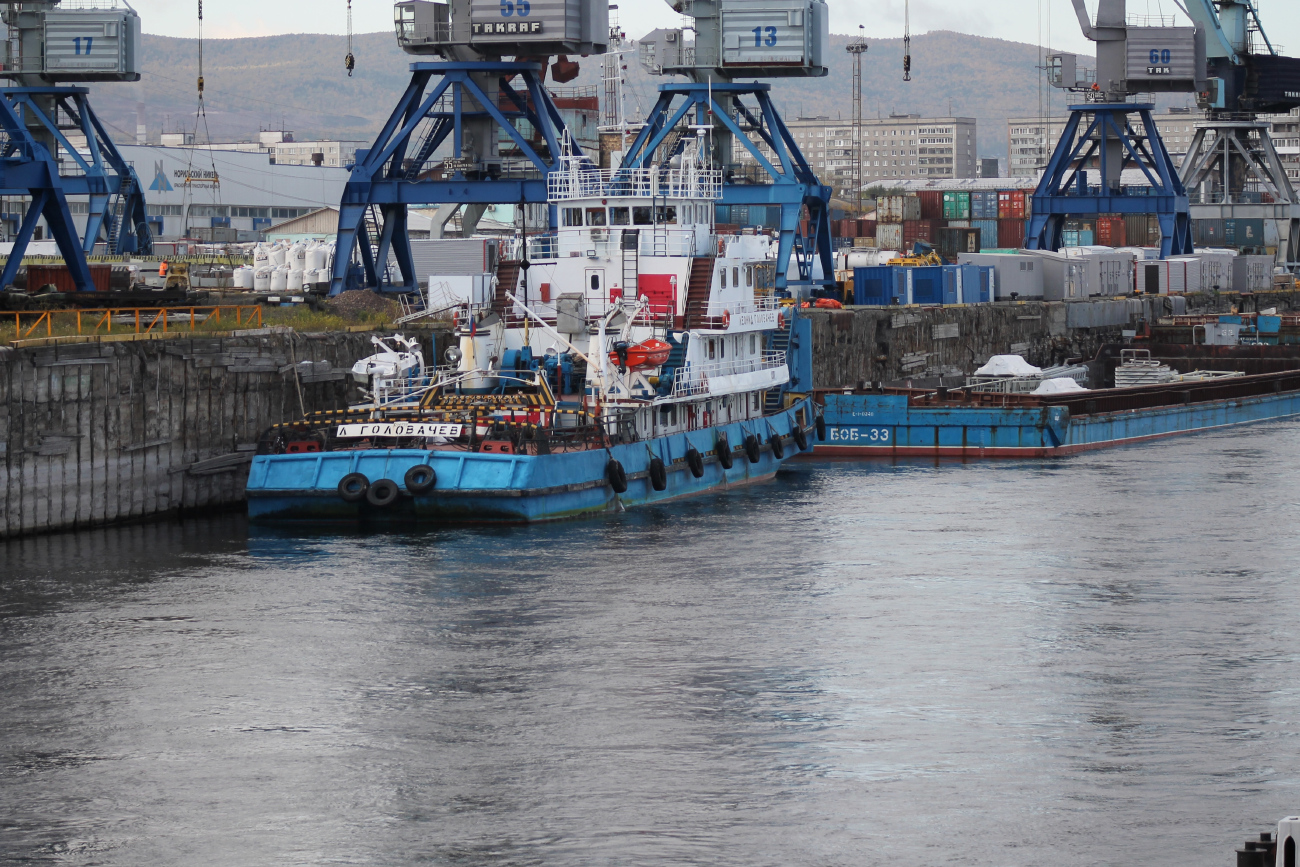 Леонид Головачёв