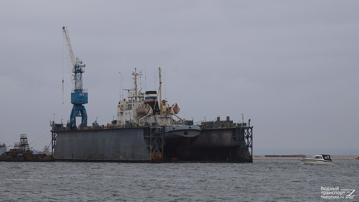 Плавучий док №8