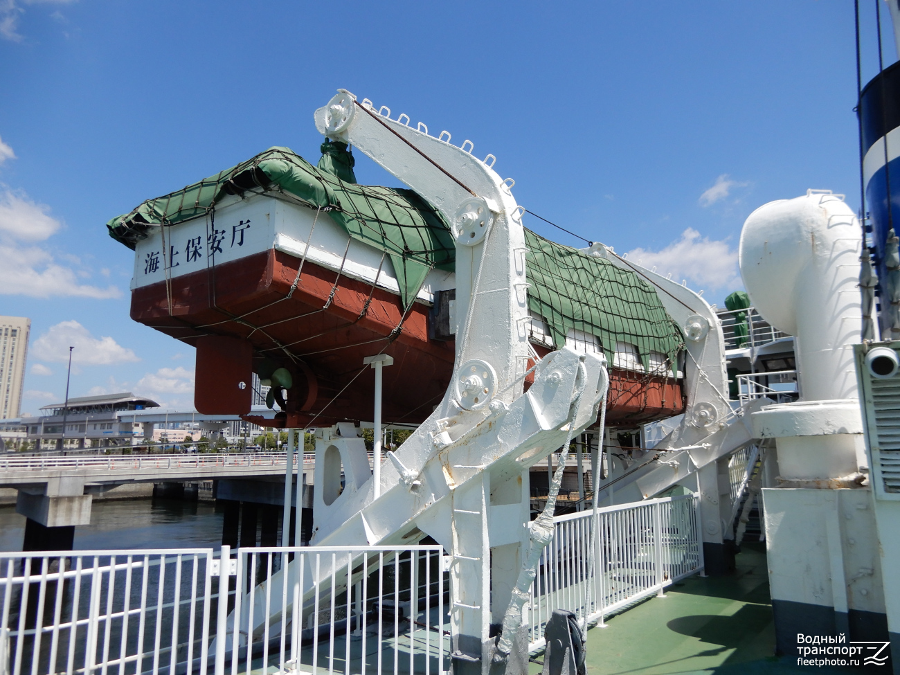 Soya. Шлюпки и катера