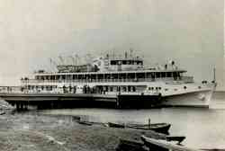 Мамин-Сибиряк (Проект 646, тип Байкал, Ленинград)