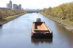 9001 (Тип Р-85 (всех модификаций), проект Р-85, Москва); Коломенский-1501 (Проект 26ПК, Санкт-Петербург)